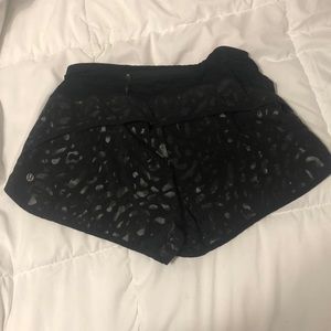 Lululemon size 6 shorts